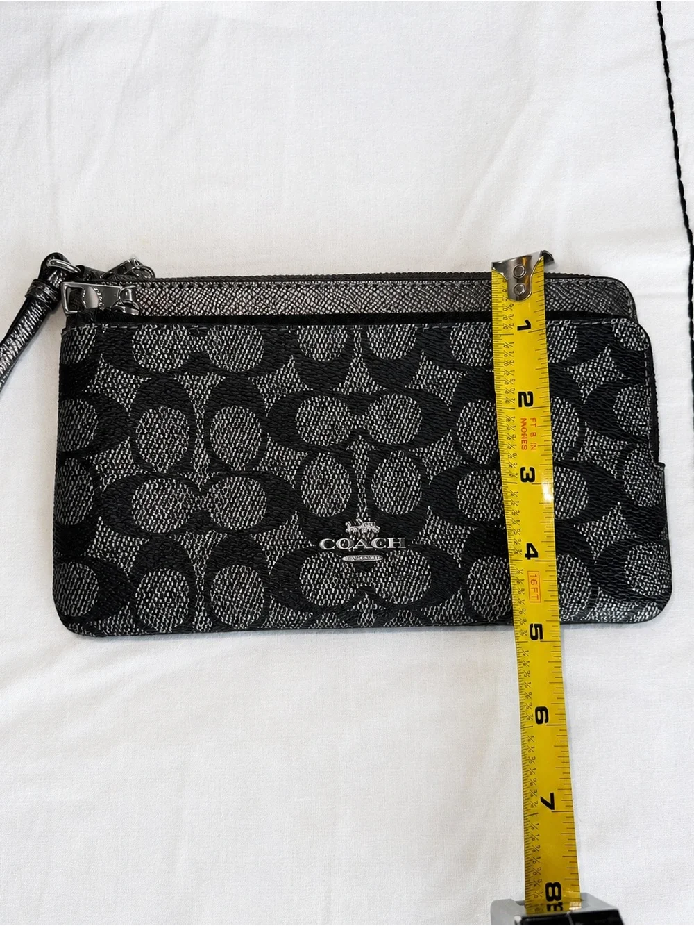 COACH Signature Zip Card Case Wristlet